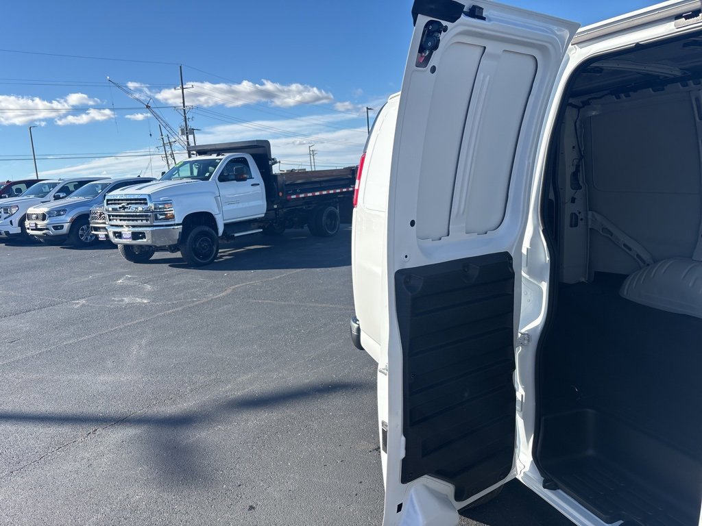 New 2025 Chevrolet Express 2500 Empty Cargo Van - photo 34