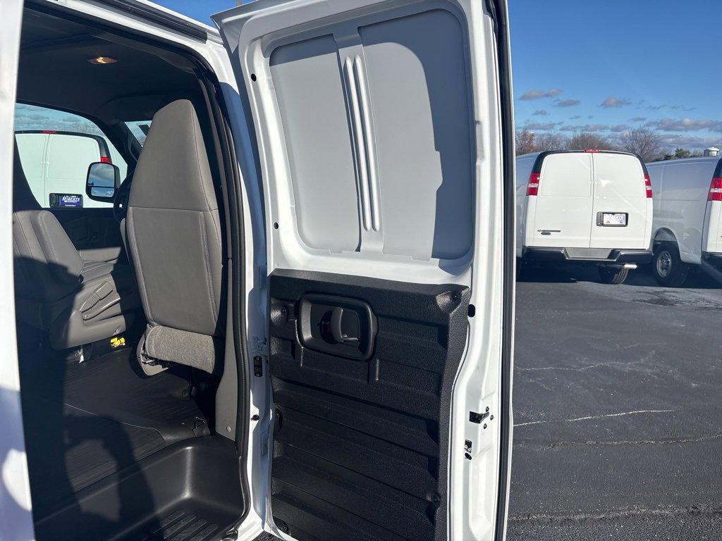 New 2025 Chevrolet Express 2500 Empty Cargo Van - photo 35