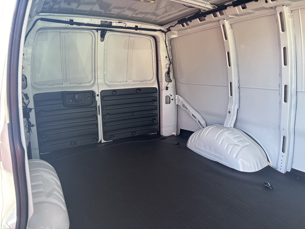 New 2025 Chevrolet Express 2500 Empty Cargo Van - photo 39