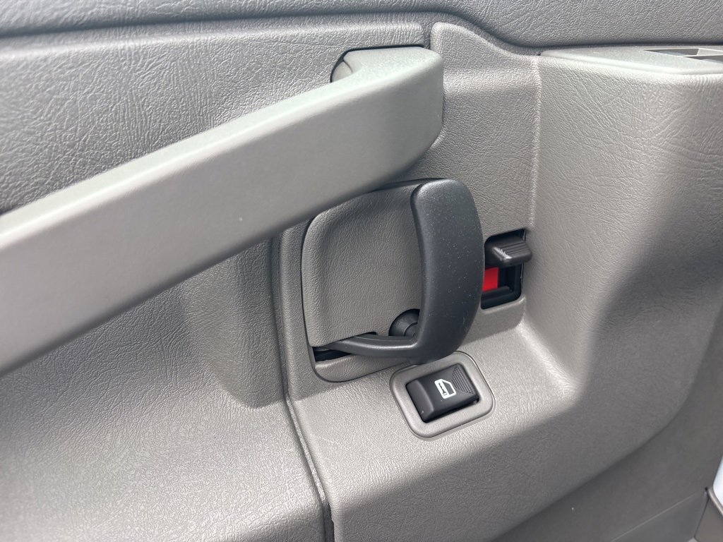 New 2025 Chevrolet Express 2500 Empty Cargo Van - photo 11