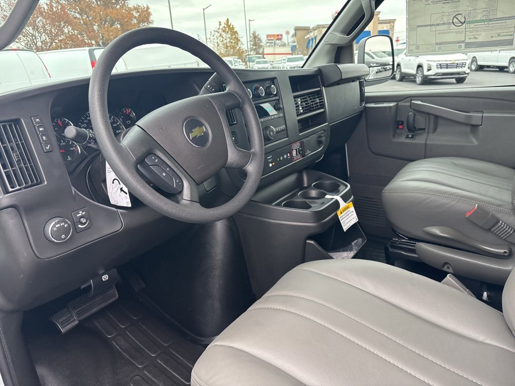 New 2025 Chevrolet Express 2500 Empty Cargo Van - photo 16