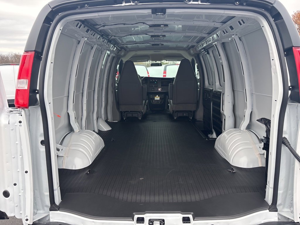 New 2025 Chevrolet Express 2500 Empty Cargo Van - photo 29