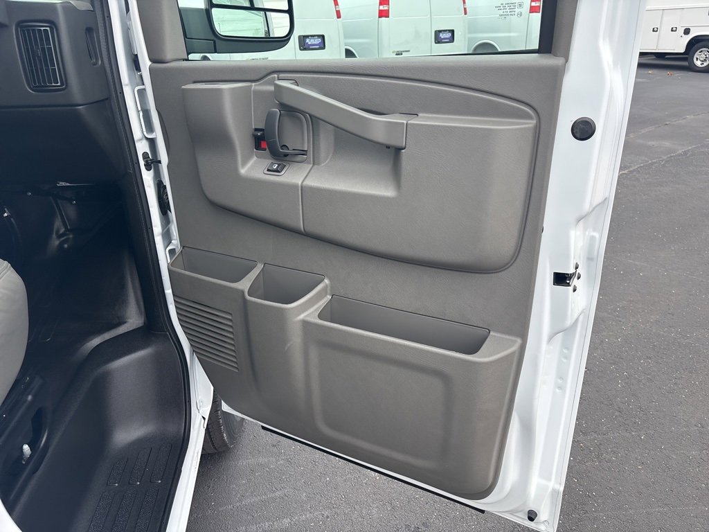 New 2025 Chevrolet Express 2500 Empty Cargo Van - photo 42