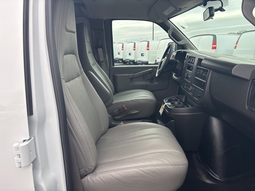 New 2025 Chevrolet Express 2500 Empty Cargo Van - photo 45