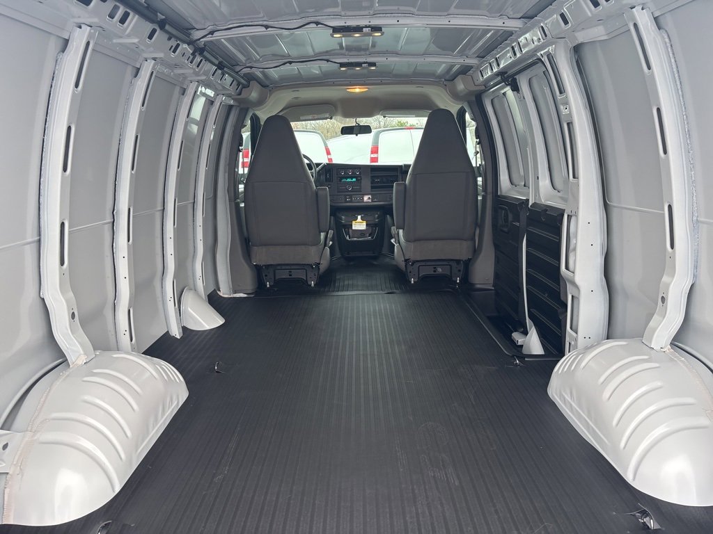 New 2025 Chevrolet Express 2500 Empty Cargo Van - photo 28