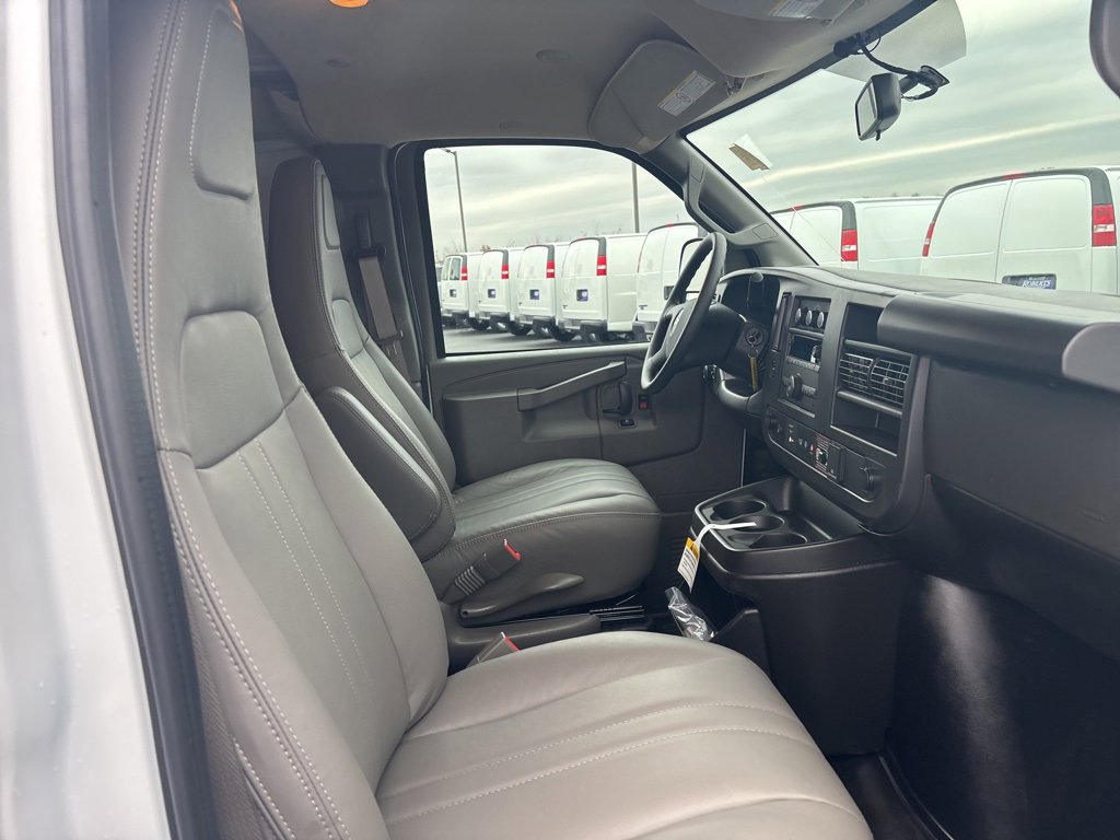 New 2025 Chevrolet Express 2500 Empty Cargo Van - photo 45