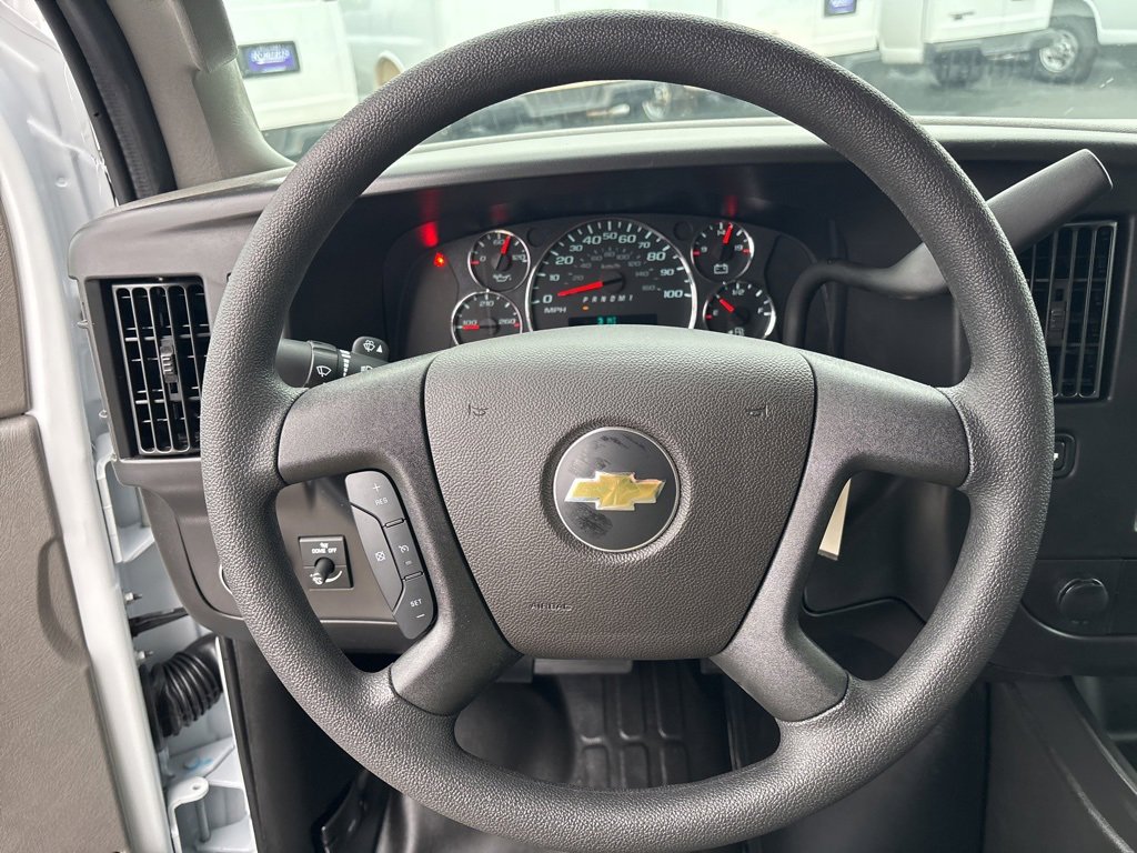 New 2025 Chevrolet Express 2500 Empty Cargo Van - photo 17