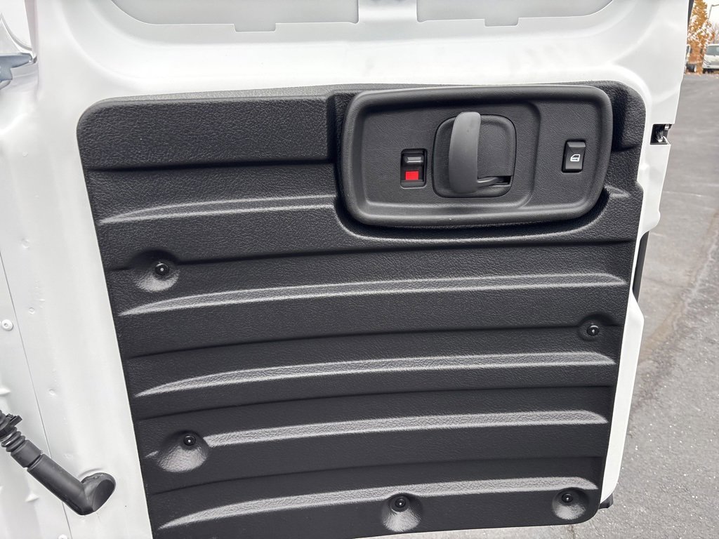 New 2025 Chevrolet Express 2500 Empty Cargo Van - photo 31