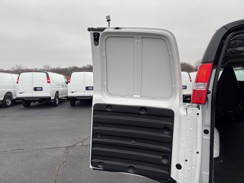 New 2025 Chevrolet Express 2500 Empty Cargo Van - photo 32