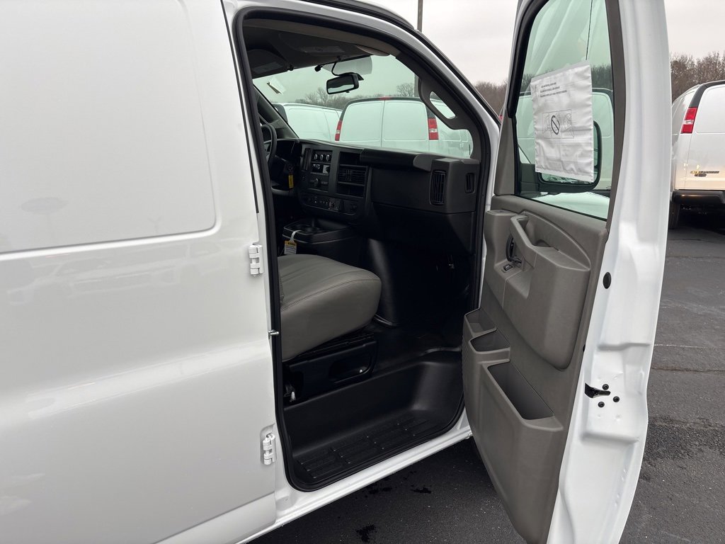 New 2025 Chevrolet Express 2500 Empty Cargo Van - photo 42