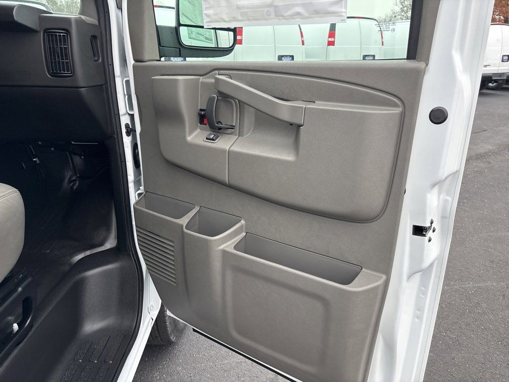 New 2025 Chevrolet Express 2500 Empty Cargo Van - photo 43