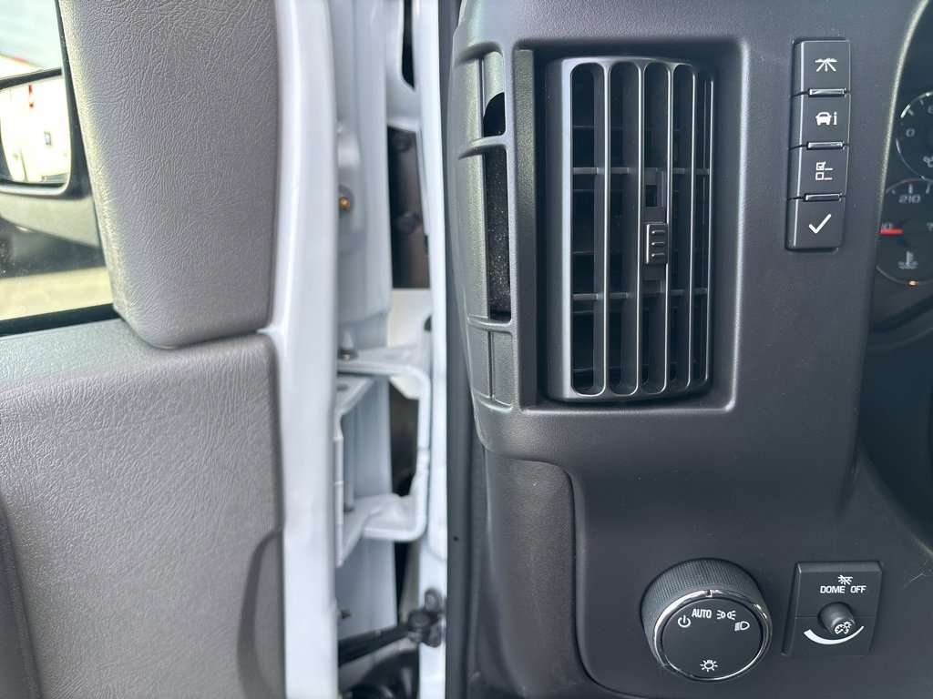 New 2025 Chevrolet Express 2500 Empty Cargo Van - photo 21