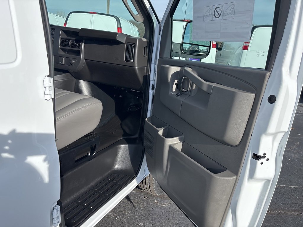 New 2025 Chevrolet Express 2500 Empty Cargo Van - photo 41
