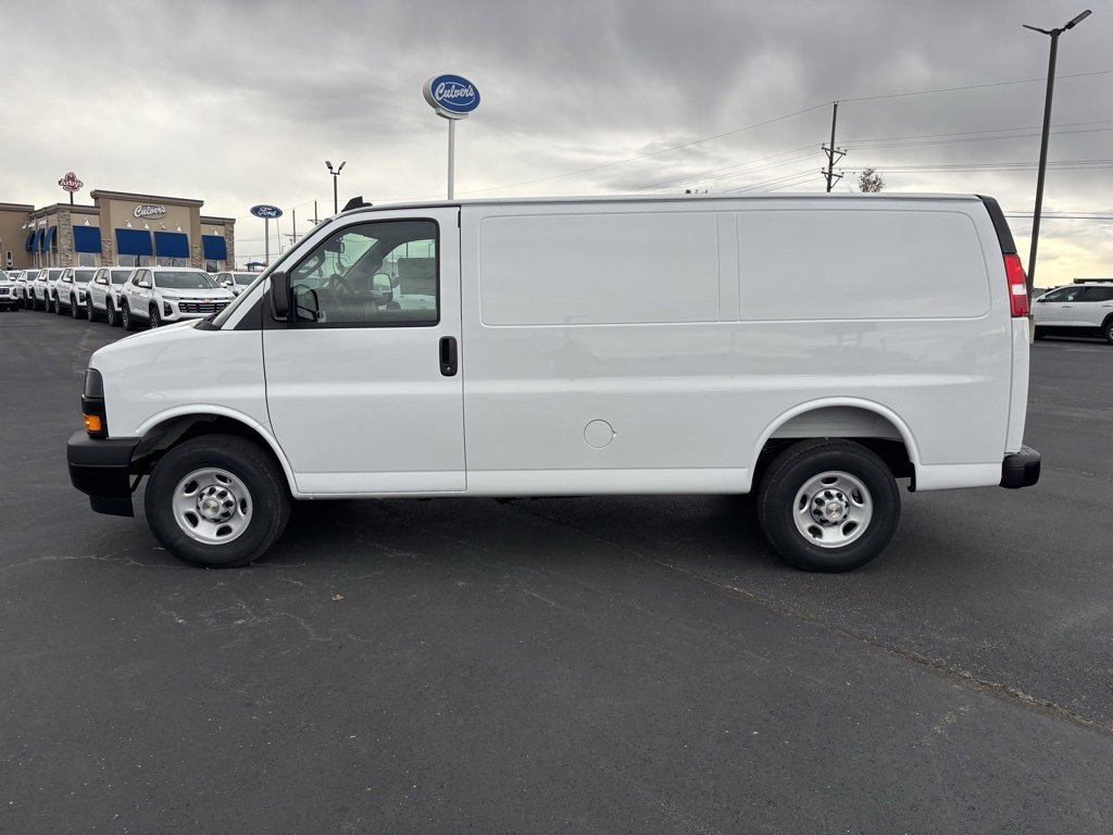 New 2025 Chevrolet Express 2500 Empty Cargo Van - photo 6