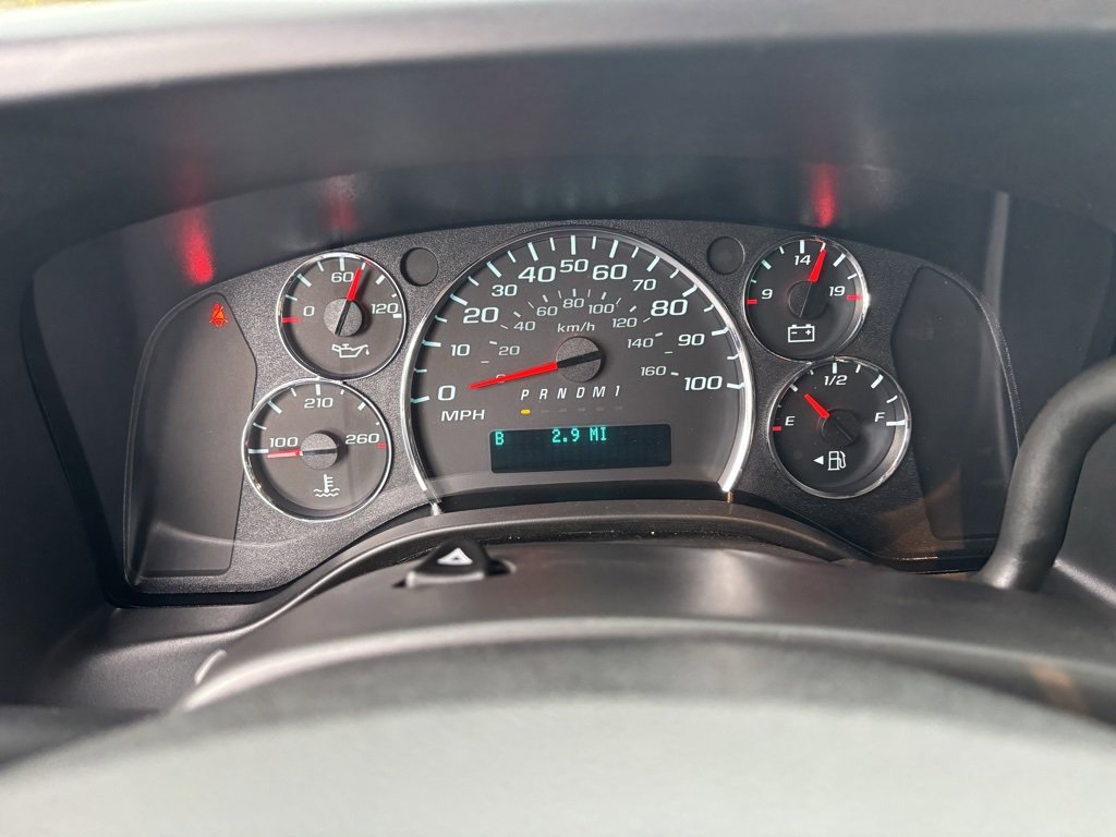 New 2025 Chevrolet Express 2500 Empty Cargo Van - photo 13