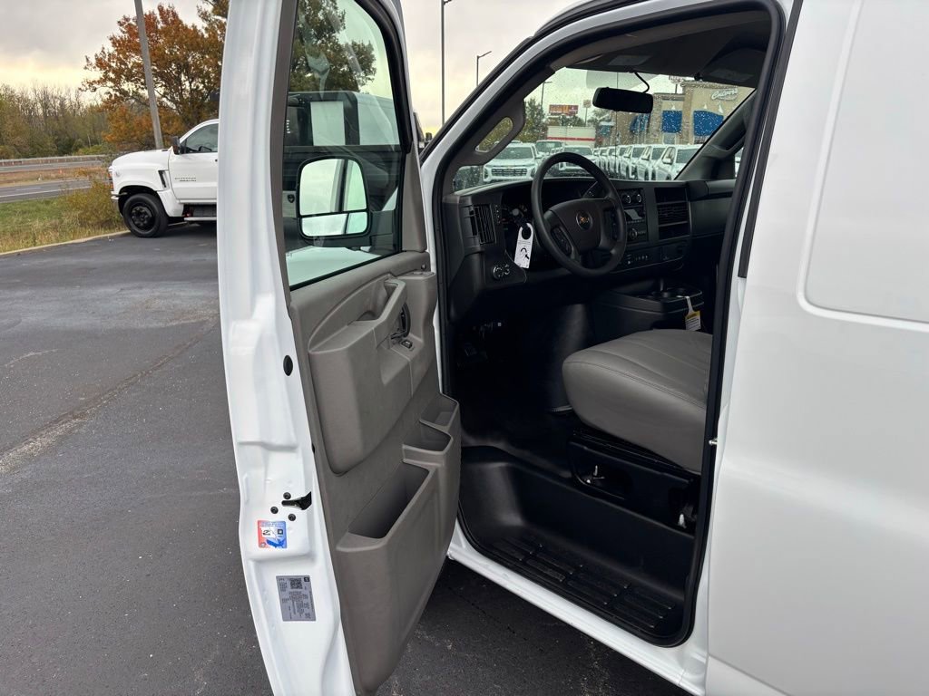 New 2025 Chevrolet Express 2500 Empty Cargo Van - photo 10