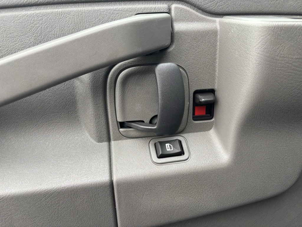 New 2025 Chevrolet Express 2500 Empty Cargo Van - photo 12