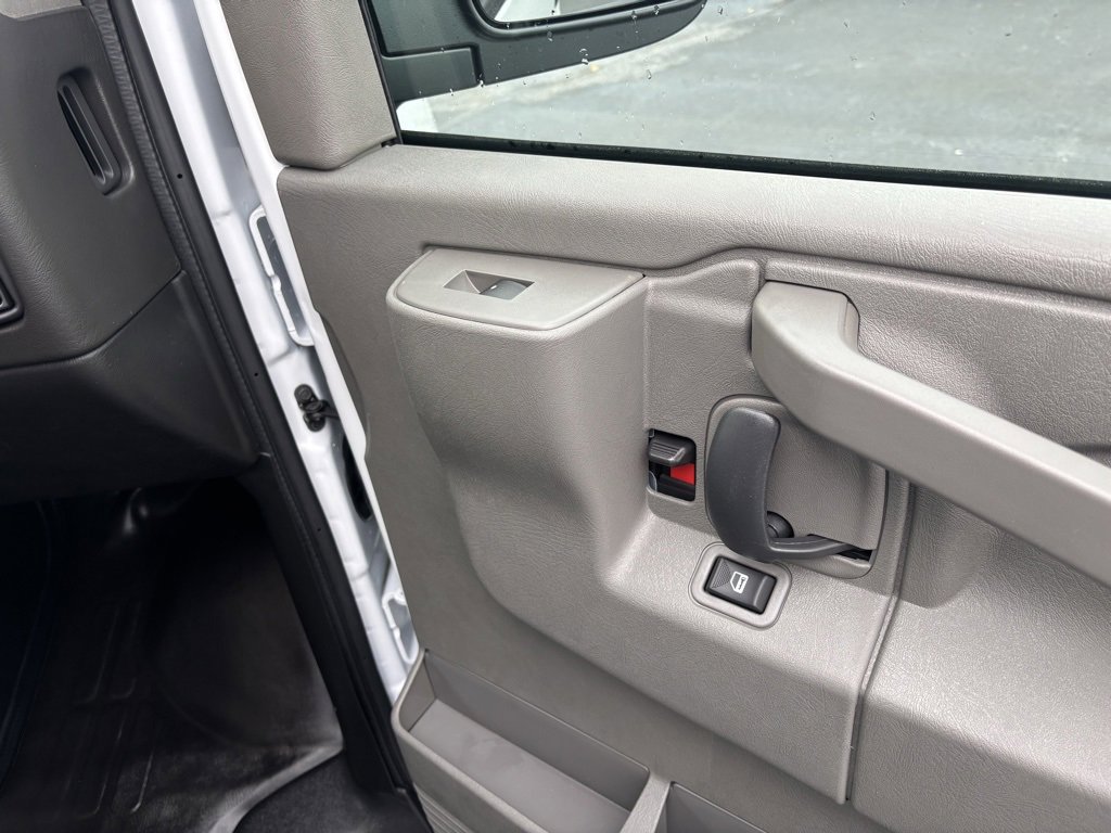 New 2025 Chevrolet Express 2500 Empty Cargo Van - photo 40