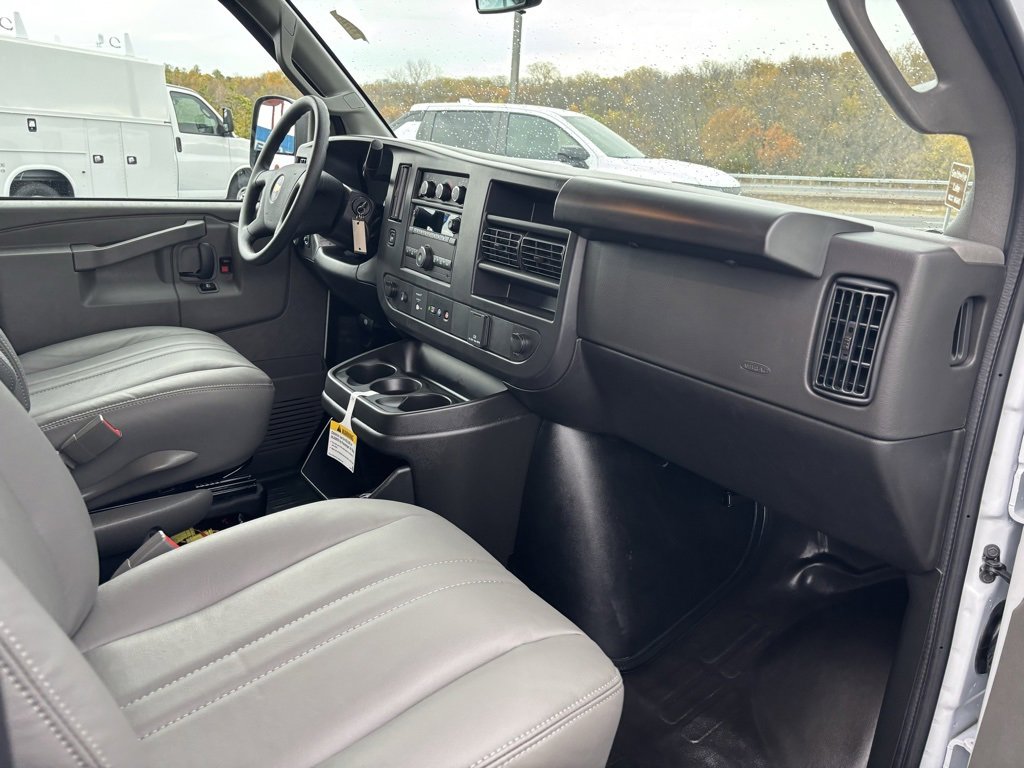 New 2025 Chevrolet Express 2500 Empty Cargo Van - photo 43