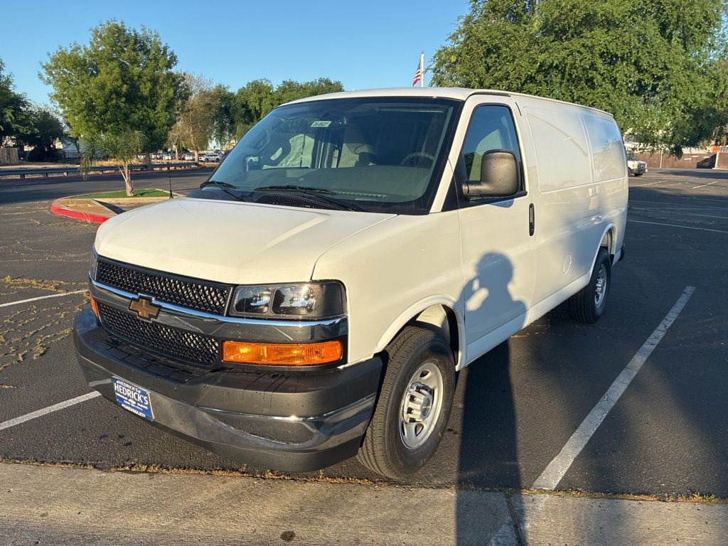 New 2026 Chevrolet Express 2500 Empty Cargo Van - photo 7