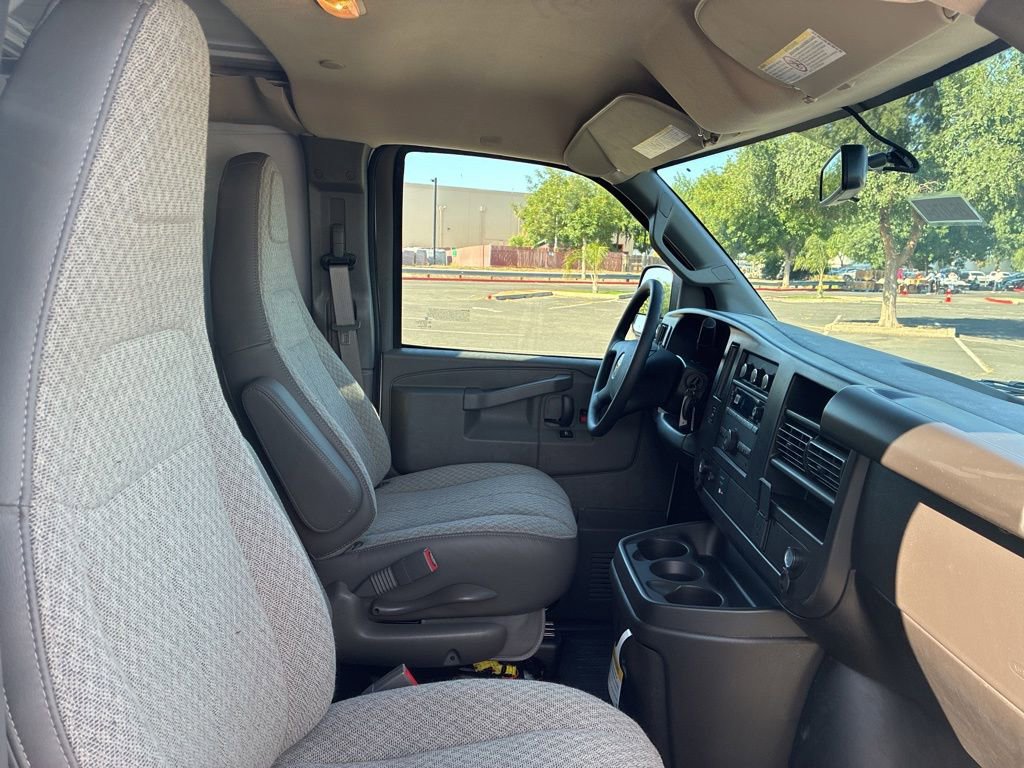 New 2026 Chevrolet Express 2500 Empty Cargo Van - photo 25