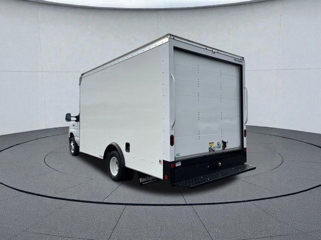 New 2025 Ford E-450 Cutaway - photo 5