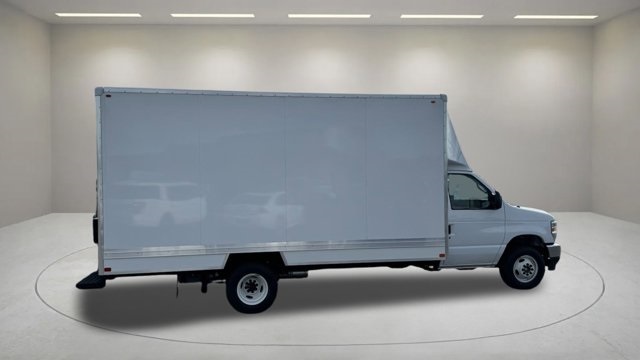 New 2025 Ford E-450 Cutaway - photo 3