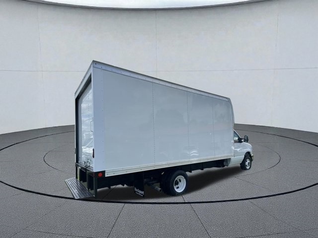 New 2025 Ford E-450 Cutaway - photo 7