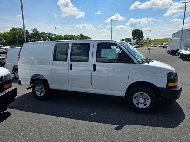 New 2026 Chevrolet Express 2500 Empty Cargo Van - photo 7
