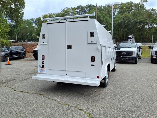 New 2026 Ford E-350 Cutaway - photo 6
