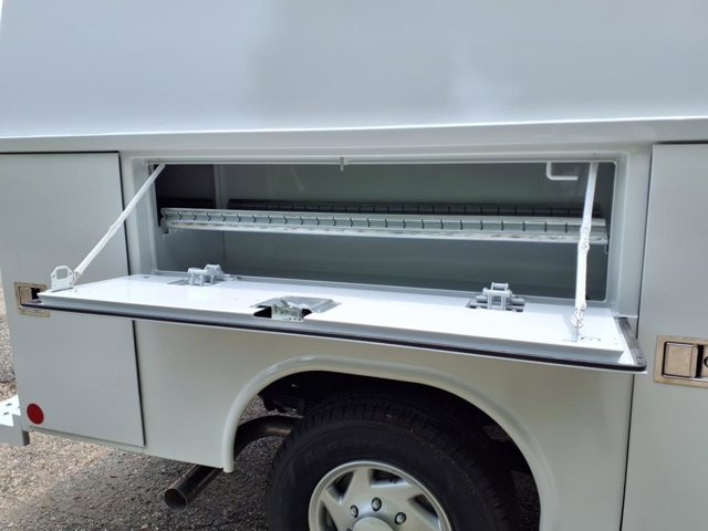 New 2026 Ford E-350 Cutaway - photo 14