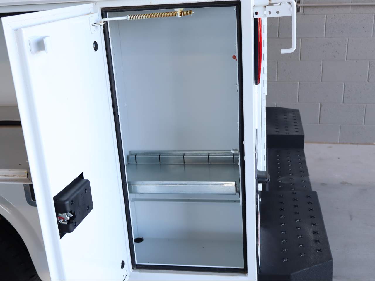 New 2025 Ford E-350 Cutaway - photo 12