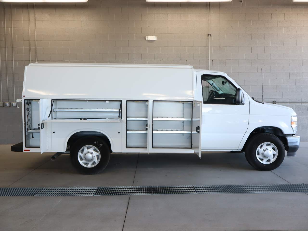New 2025 Ford E-350 Cutaway - photo 13