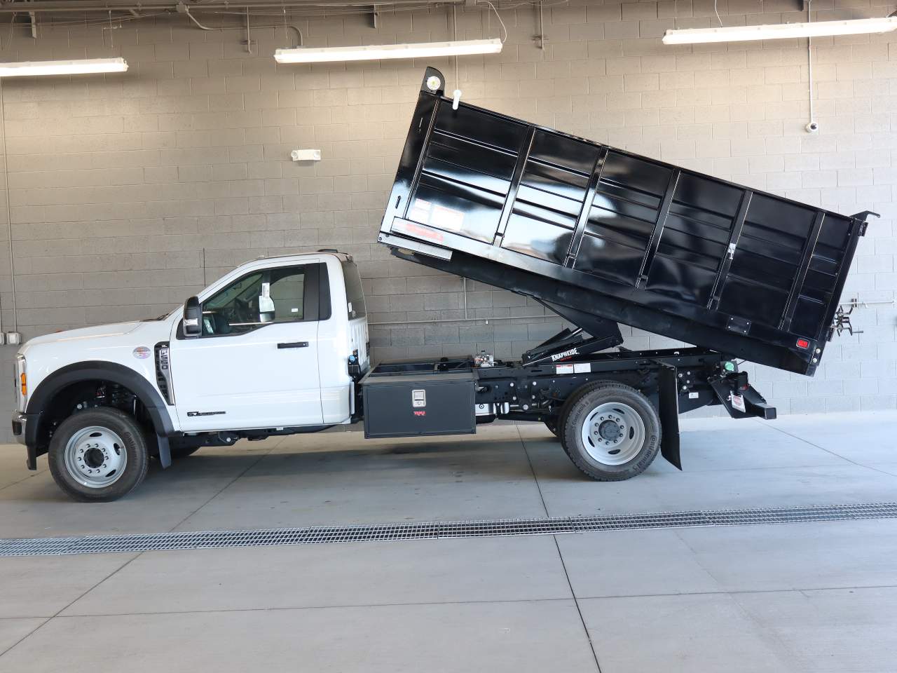 New 2025 Ford F-550 Regular Cab Cab Chassis - photo 7