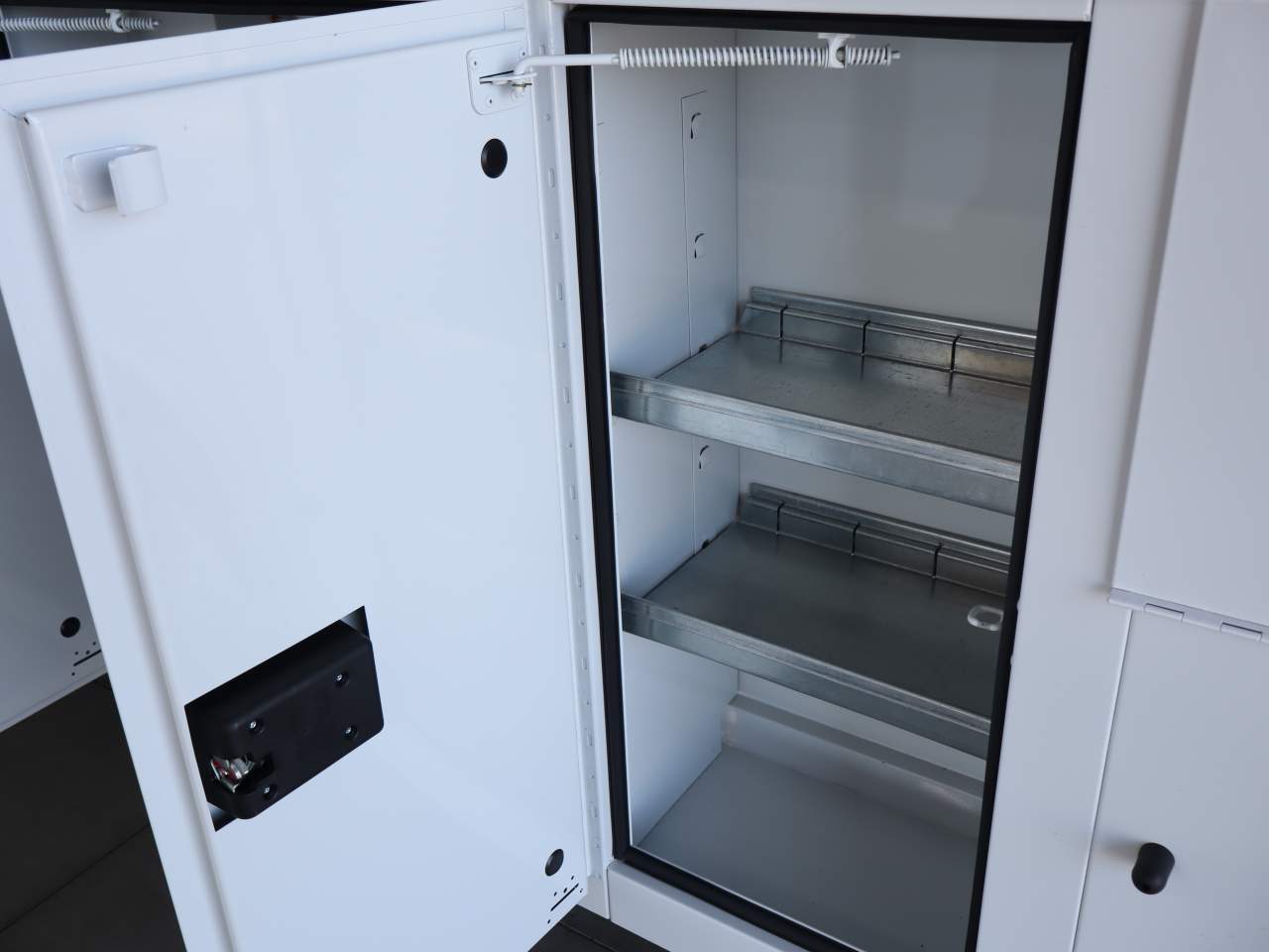 New 2026 Ford E-350 Cutaway - photo 10