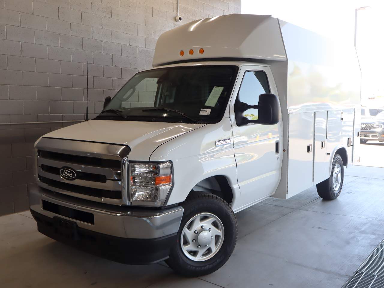 New 2026 Ford E-350 - photo 1