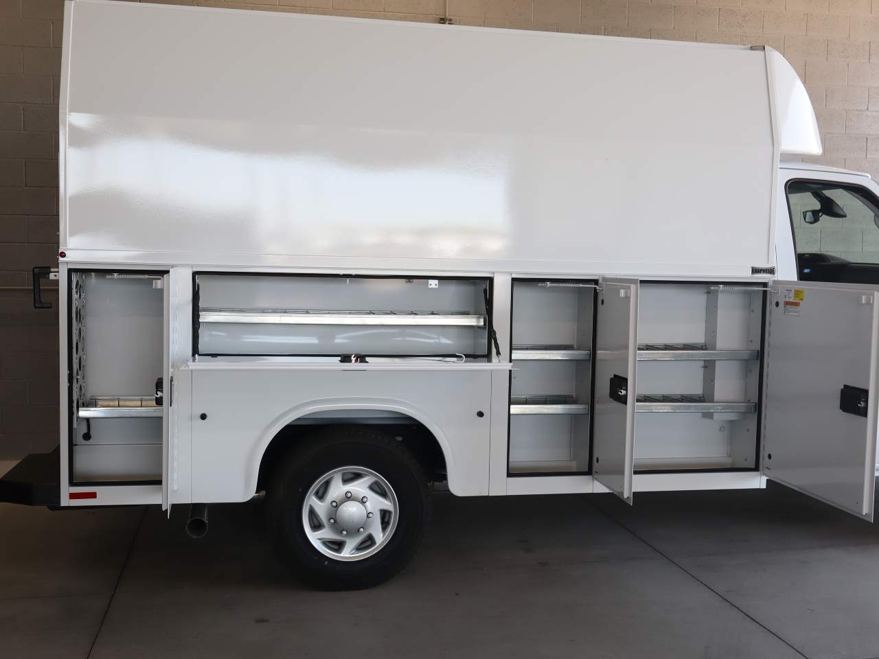 New 2026 Ford E-350 Cutaway - photo 14