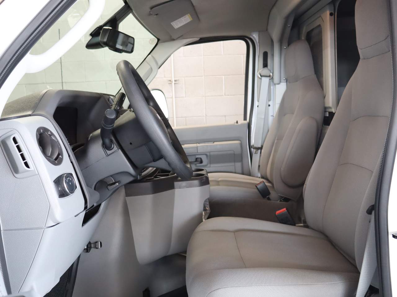 New 2026 Ford E-350 Cutaway - photo 21