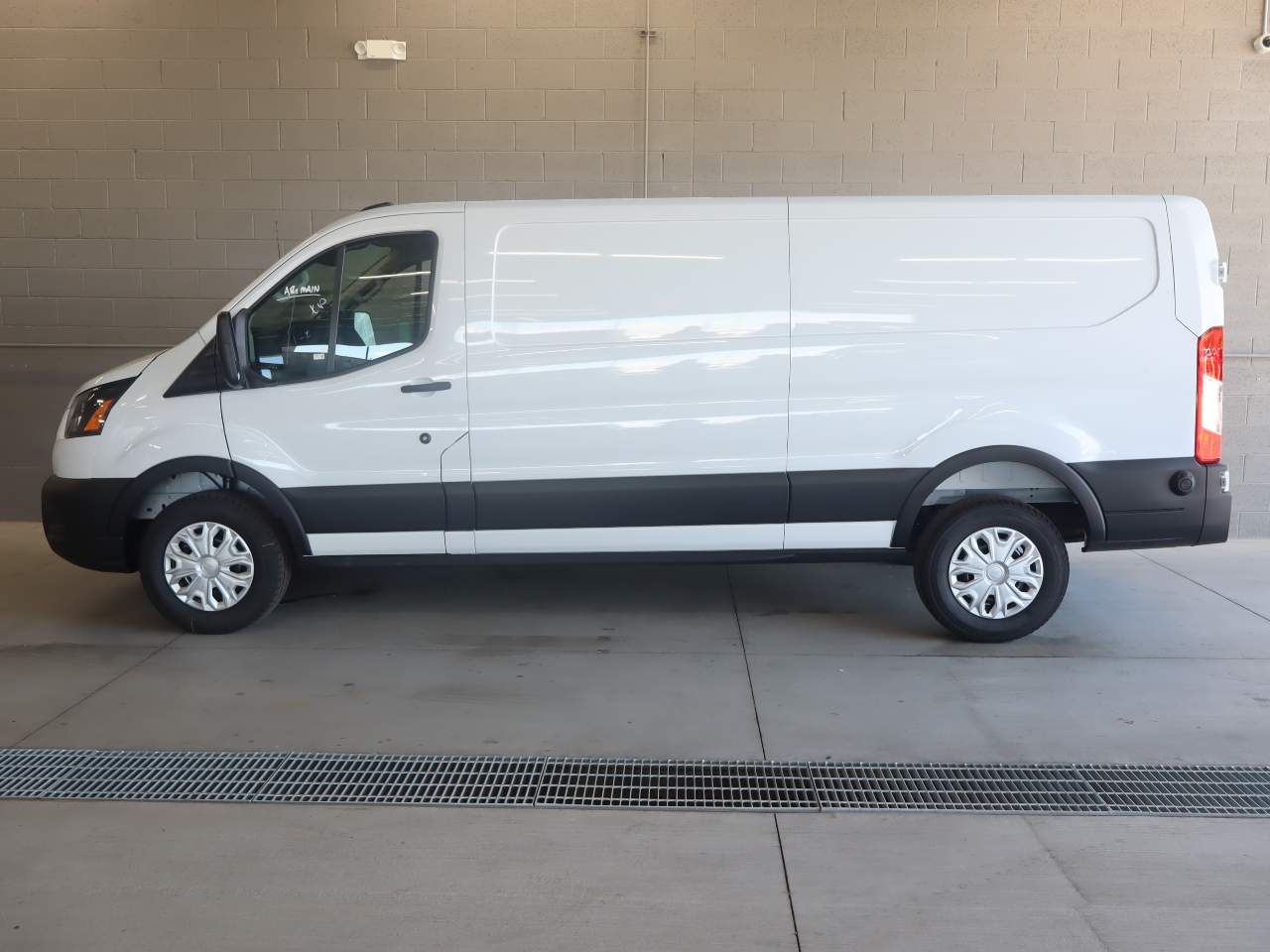 New 2026 Ford Transit 250 - photo 2