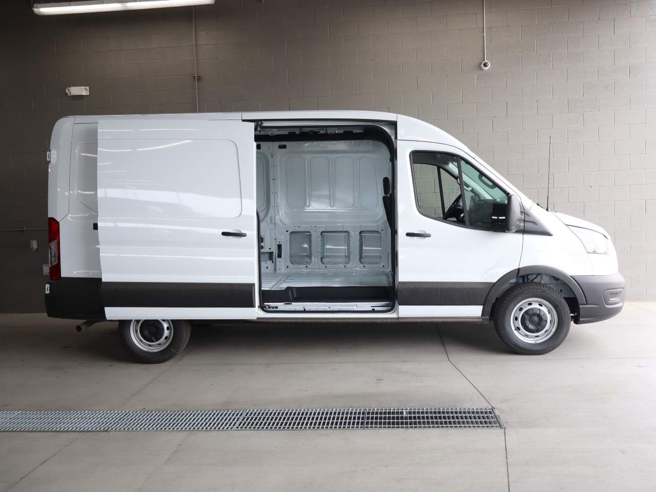 New 2026 Ford Transit 250 Medium Roof Empty Cargo Van - photo 11