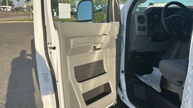 New 2026 Ford E-350 Cutaway - photo 10
