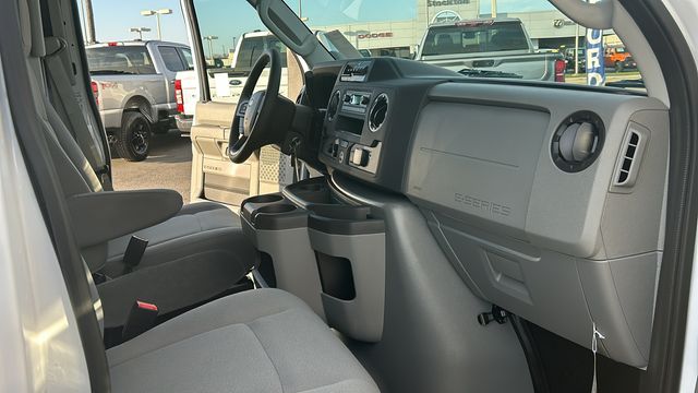 New 2026 Ford E-350 Cutaway - photo 16