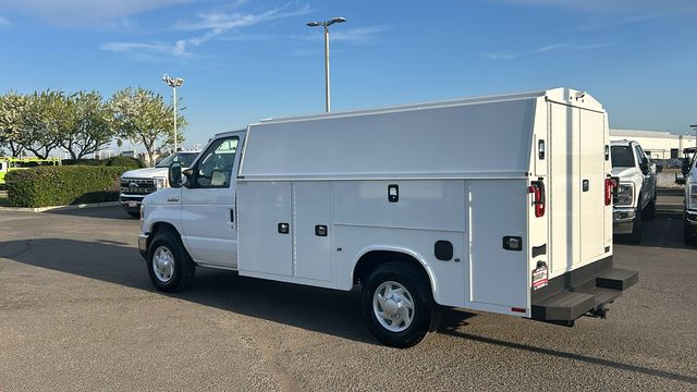 New 2026 Ford E-350 - photo 2