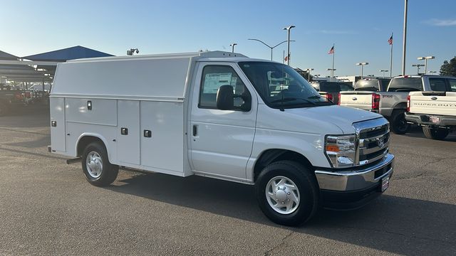 New 2026 Ford E-350 Cutaway - photo 6
