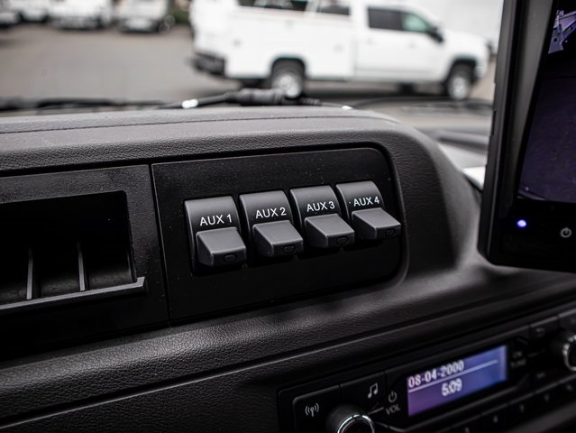Used 2023 Ford E-350 Cutaway - photo 16