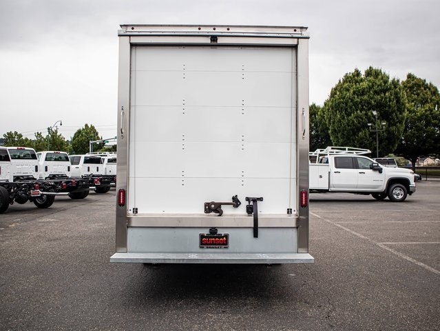 Used 2023 Ford E-350 Cutaway - photo 4