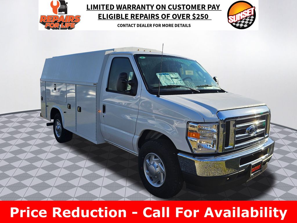 New 2025 Ford E-350 - photo 1