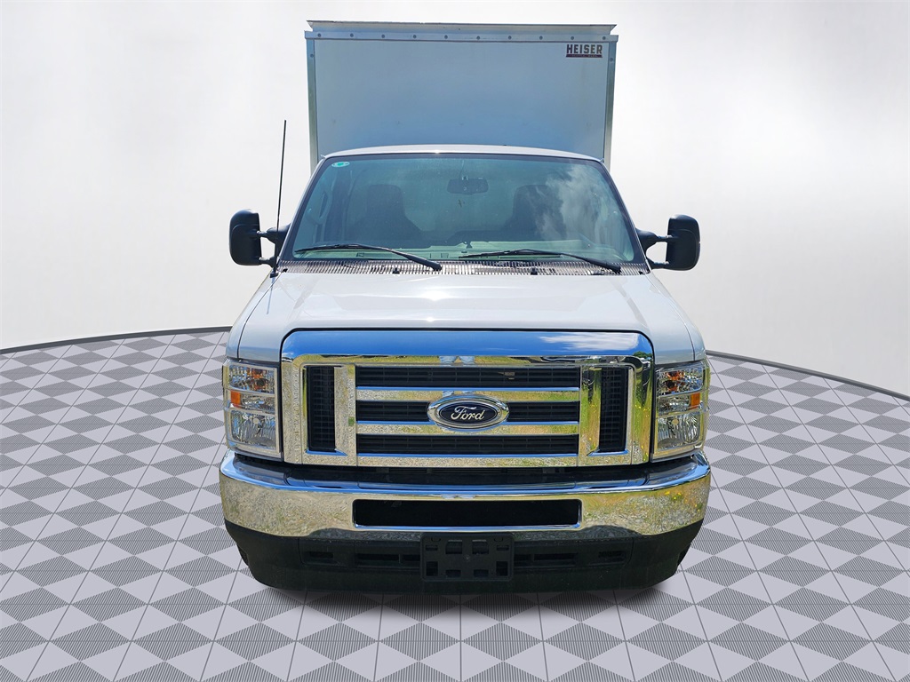 New 2026 Ford E-350 - photo 2