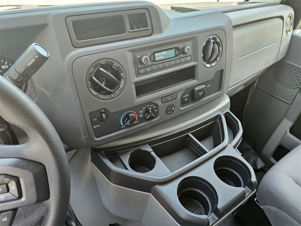 New 2026 Ford E-350 Cutaway - photo 28