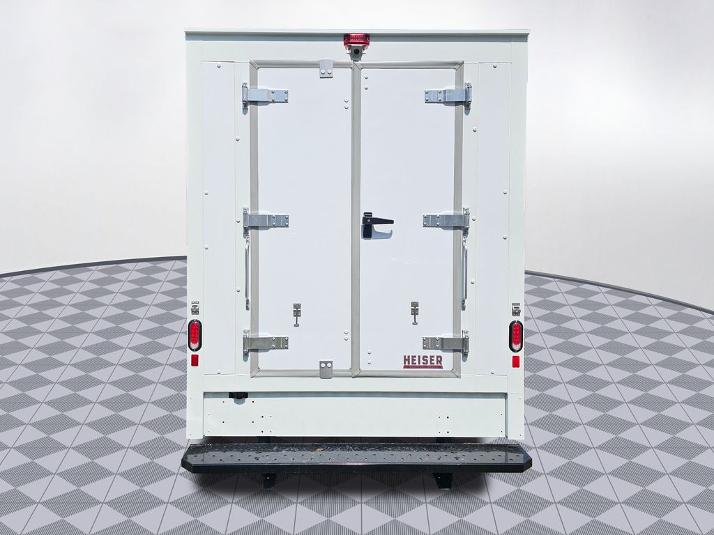 New 2026 Ford E-350 Cutaway - photo 6